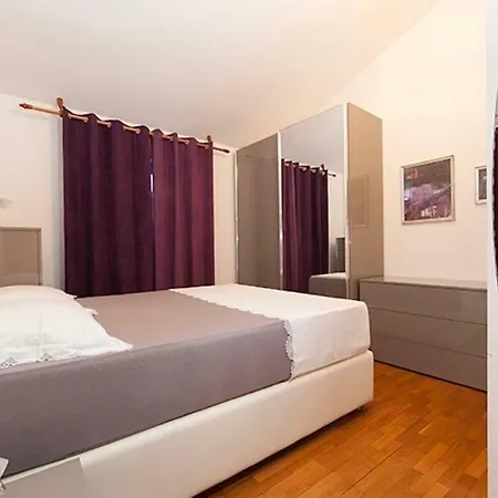 Lejlighed Cobrnic Tučepi