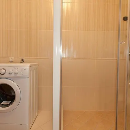 Apartment Cobrnic Tucepi