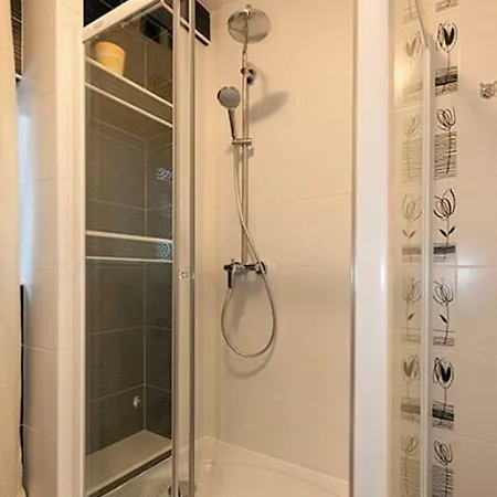 Cobrnic Apartment *